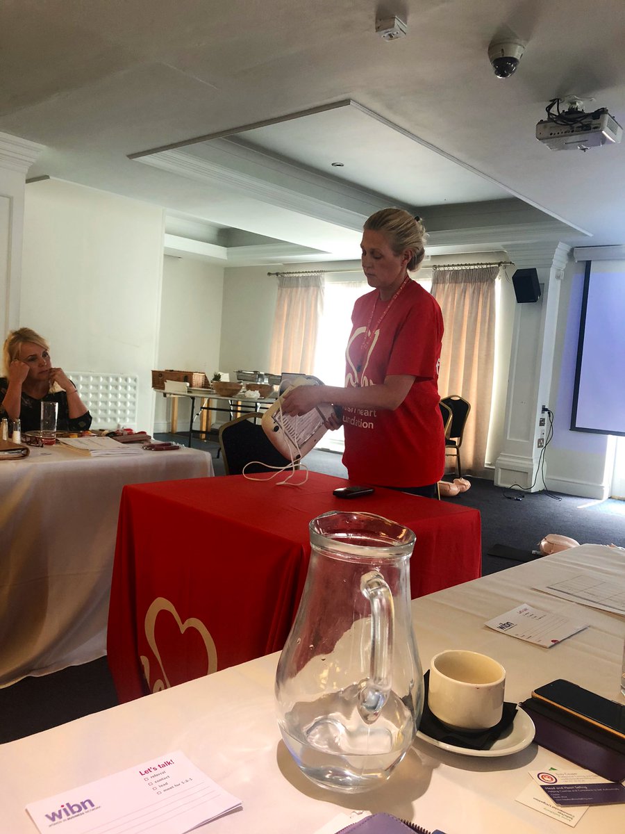 Thanks to @wibnannemarie <a href="/rosie_d/">Rosie Diver</a> and all at <a href="/WIBNIntl/">The Women In Business Network</a> for having me at the meeting today.

Plus some excellent #CPR and #defibrillator training by Hayley at <a href="/TheBHF/">British Heart Foundation</a> ❤️

Such a great group of women supporting one another. Drop me a DM if you want to join us next time! 🤝