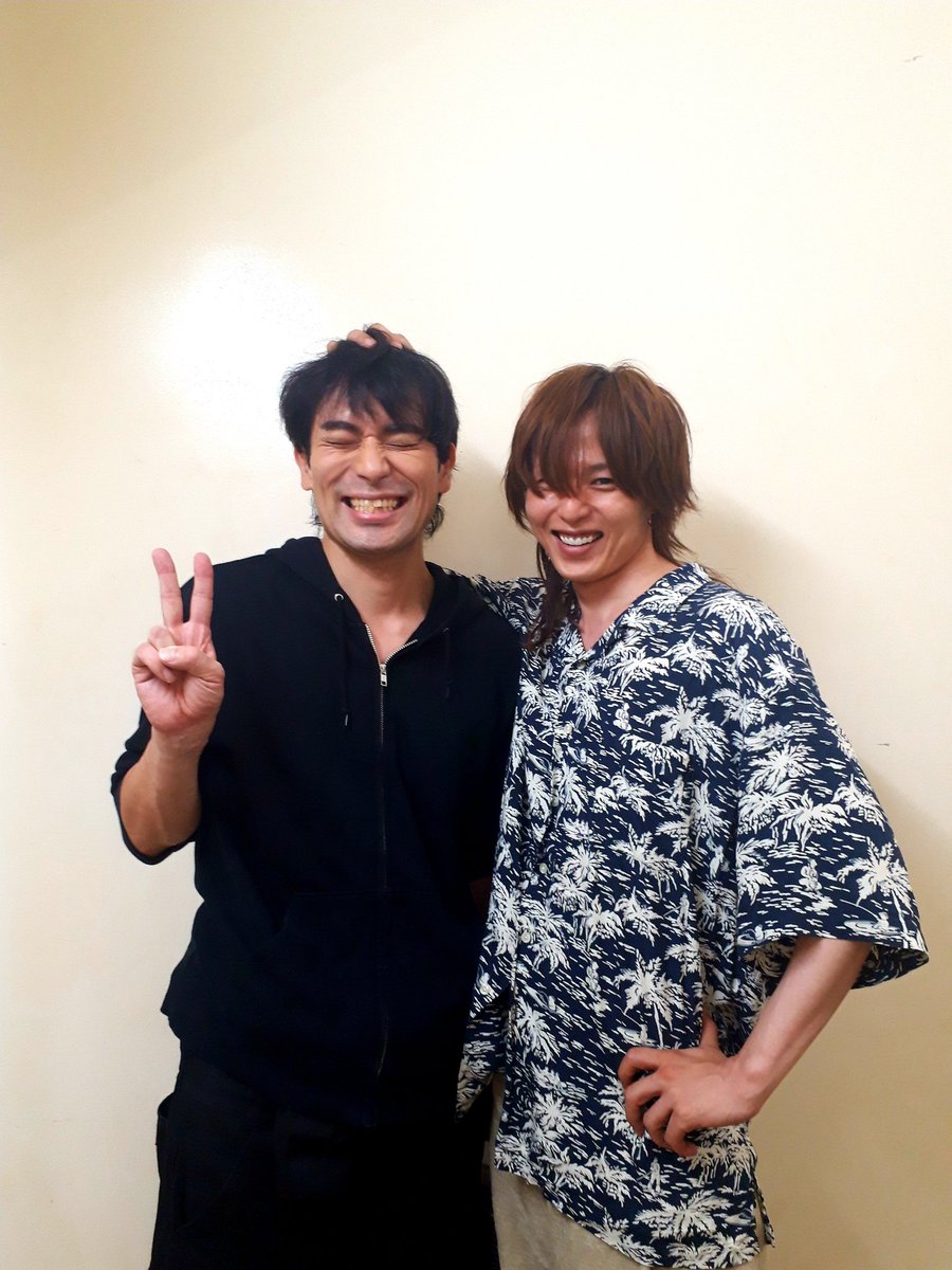 鷲尾昇 わしお のぼる V Twitter そして 今日はにっかり青江こと あらやんが観に来てくれた 泣いてくれた 最高に嬉しい 明日からまた 忠次からの教え 想いも込めて 家康として生きたいと思います ﾟー 刀ミュ 葵咲本紀 にっかり青江 みほとせ