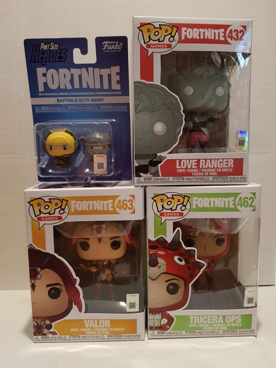 Between__Worlds's tweet image. Competition Time! To celebrate the success of @FortniteGame and the recent Fortnite World Cup we're giving away these prizes to one lucky winner. RT and follow for a chance to win, winner will be announce 01/09/19. UK residents only #Fortnite