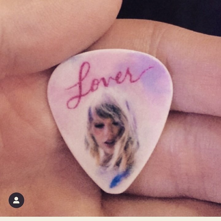 TaylorSwiftof12's tweet photo. yes please.
#taylorswiftnow #taylorswift #ts7 #lover #YouNeedToCalmDown #yntcdoutnow #taylornation13 #swifties #swiftnation https://t.co/GSmnq609VS