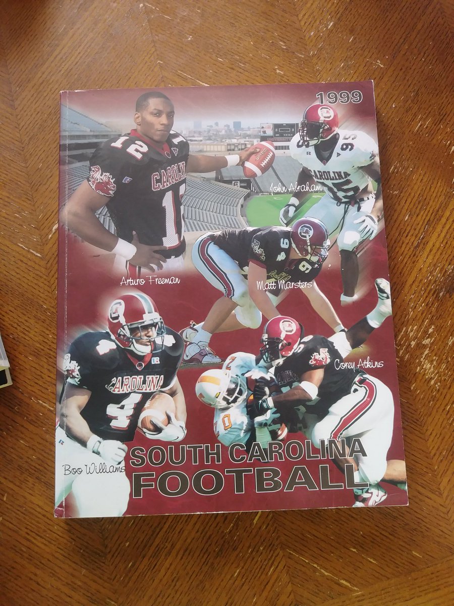SCsportsfan7451's tweet photo. @CPhilly19 @Mike_Uva 1997 1998 1999 and 2008 #GamecockCollection #MediaGuide #1DollarEach https://t.co/ySb92h5j9U