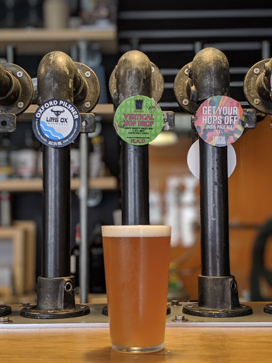 We have just delivered our last two kegs 😭 of Vertical Hop Drop to our bar in Witney get it while you can.🍺 Here it is along side two beer from our friends at Little Ox Brewery and Tap Social Movement also well worth a taste! 😉
______________________________
 #oxbrew