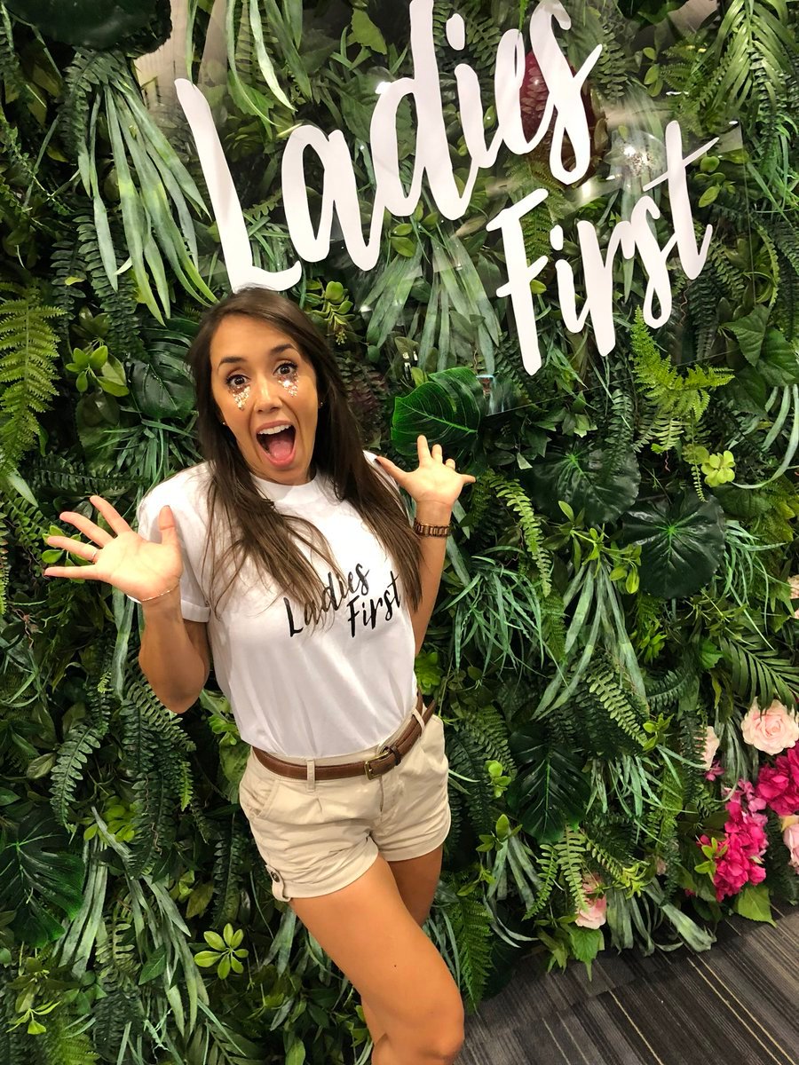 VoteForJanette's tweet photo. If anyone would still like to be part of a little something for Janette, tomorrow is the deadline, please comment on this post or send us a private message https://t.co/sISv1AeWQL