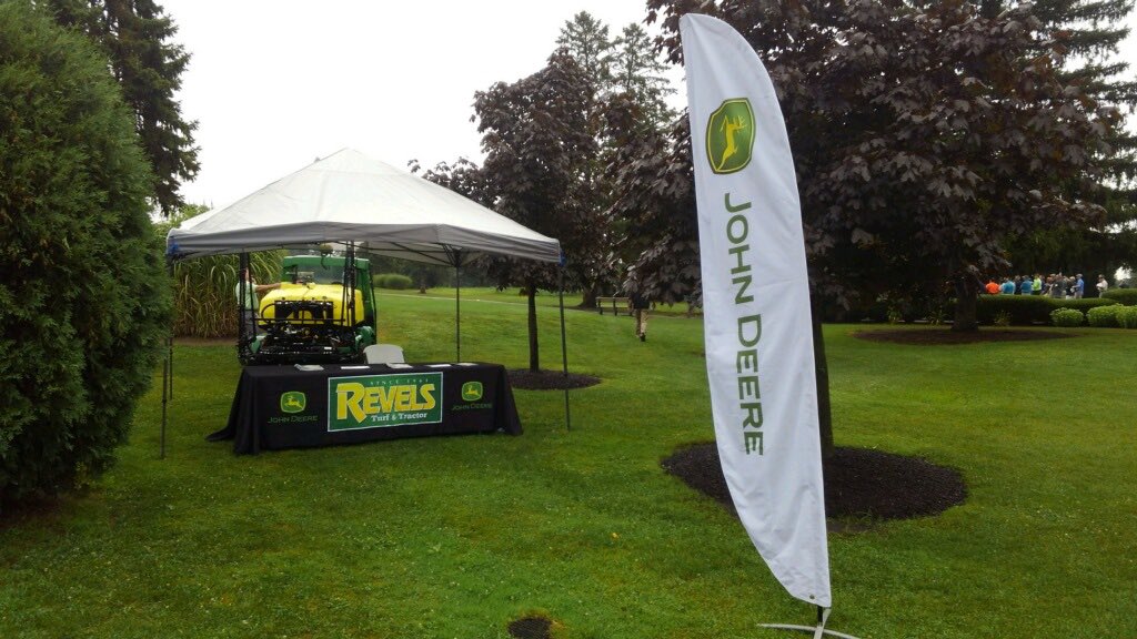 Vendor day at Bob-O-Link GC in Avon, OH.  #johndeeregolf #progator #ohiogolf