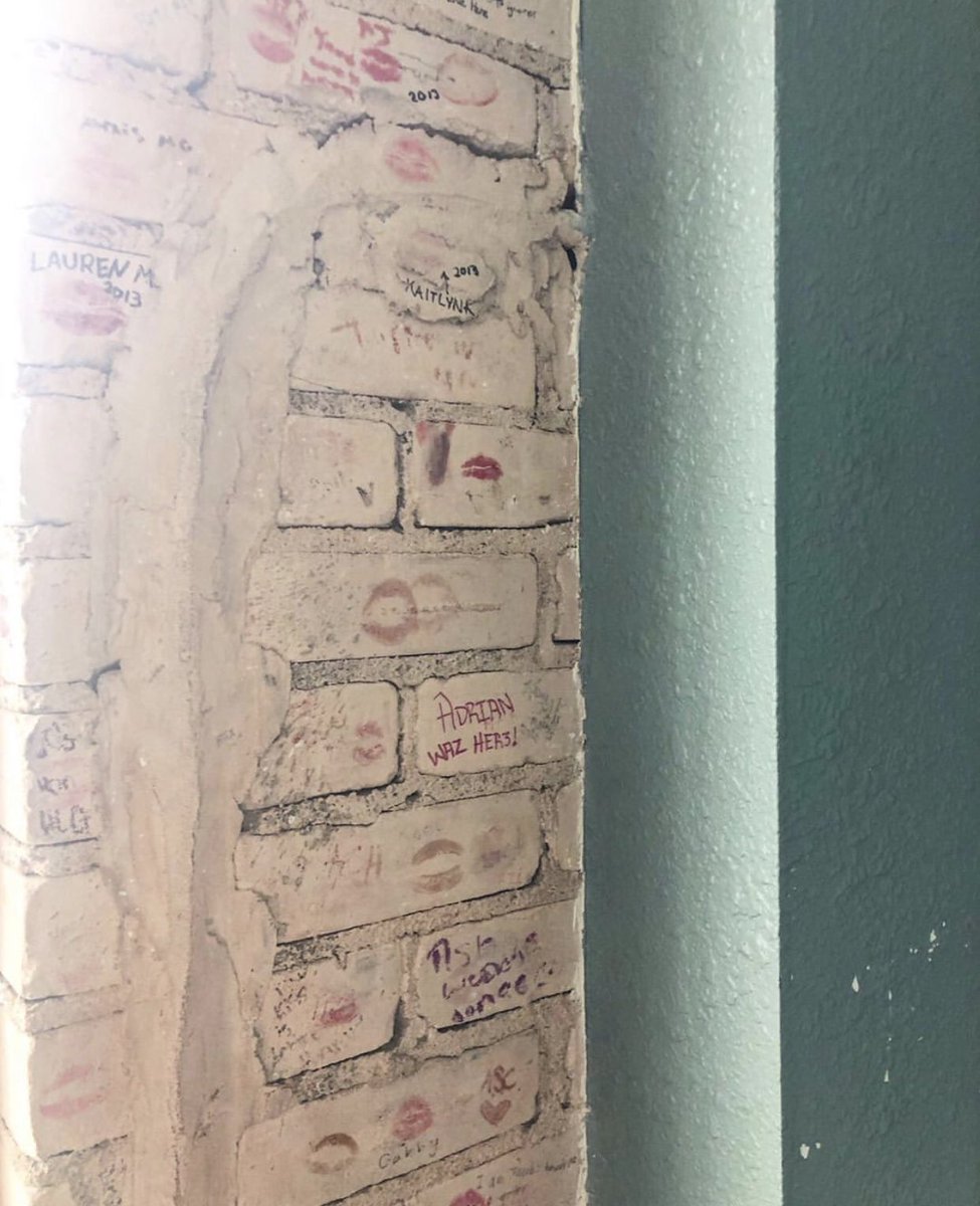 LALtoday's tweet photo. #DYK that on Aug. 6, 1956, @ElvisPresley autographed a dressing room wall in @PolkTheatre, which was later damaged by flooding. The photo is a corner of the stall where his signature was found. It has since been removed from the wall and is now being preserved for safe-keeping. https://t.co/INdA8sJ1rg