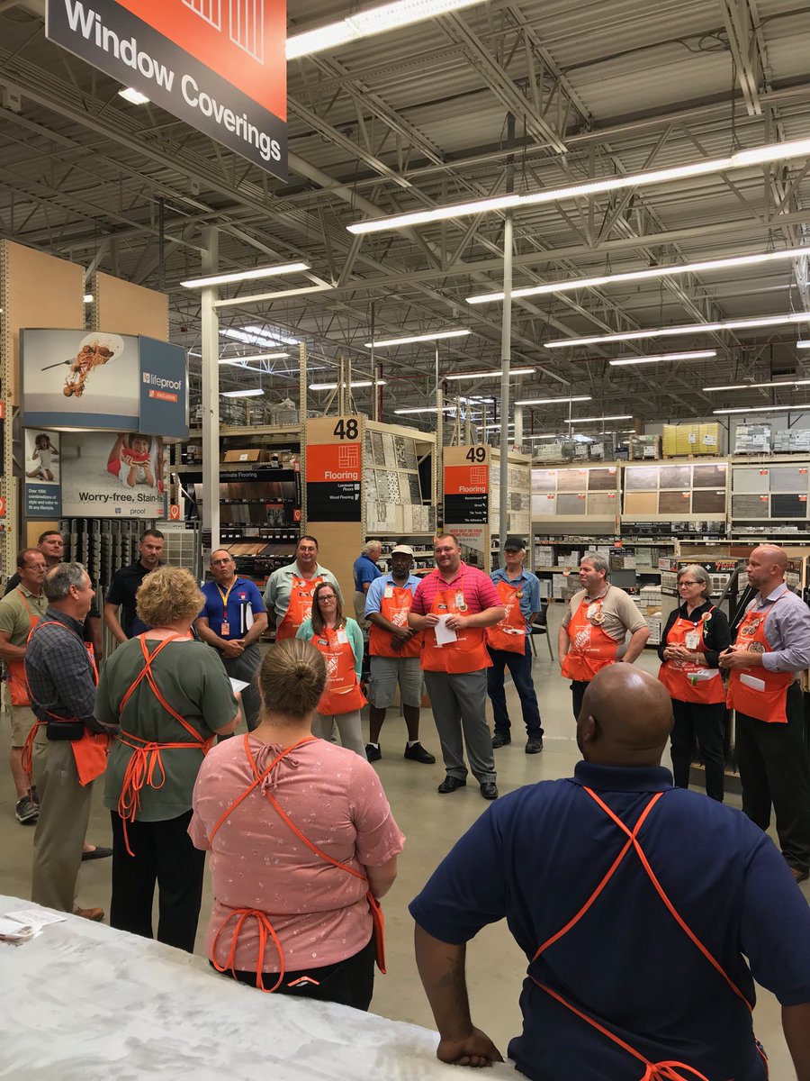 valerie_hdms's tweet photo. #1610 Divisional Services Walk!!!! Mid Atlantic Rock Stars!!
Welcome Shannon and Paul!!! #takeyourshared23
@hdericmacdonald https://t.co/M5KujQSuZq