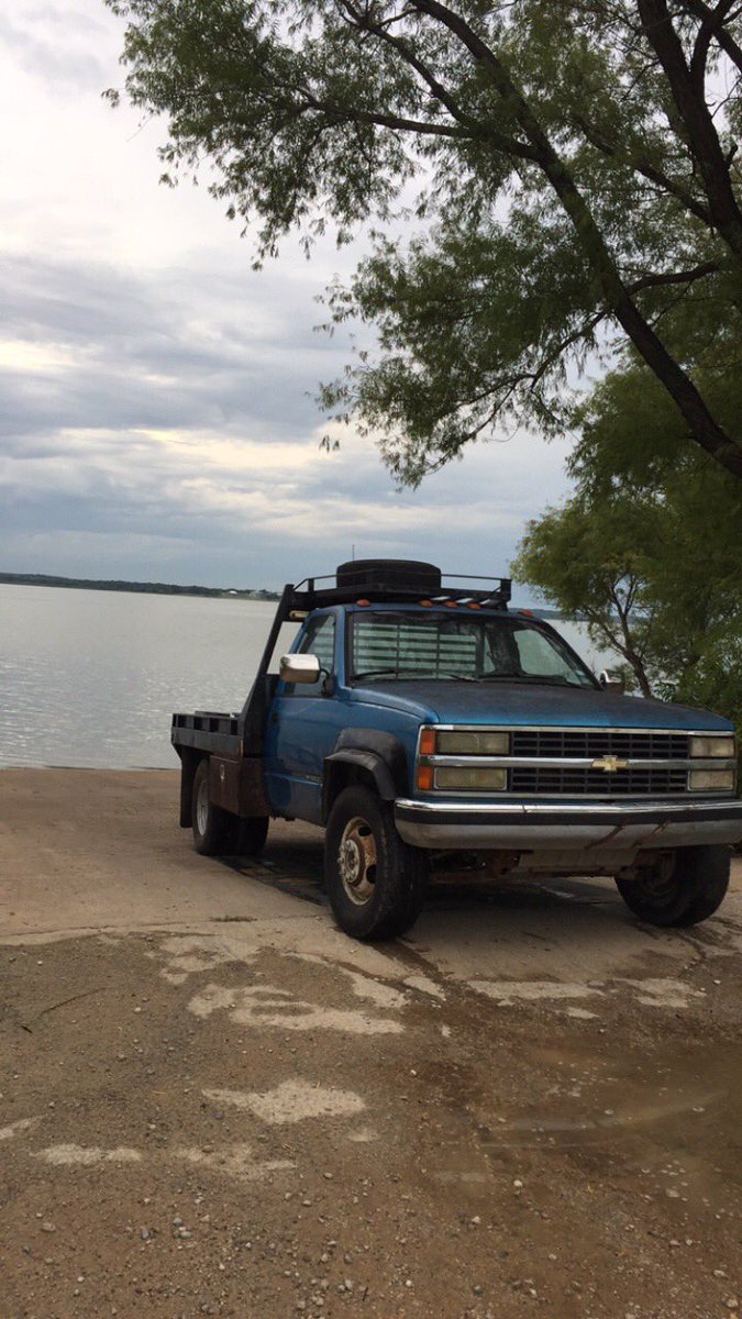 callmePbone's tweet photo. If theres one thing ive learned from owning old trucks, its that they’re always happiest when youre throwin new parts at them https://t.co/6qq12iP8Qf