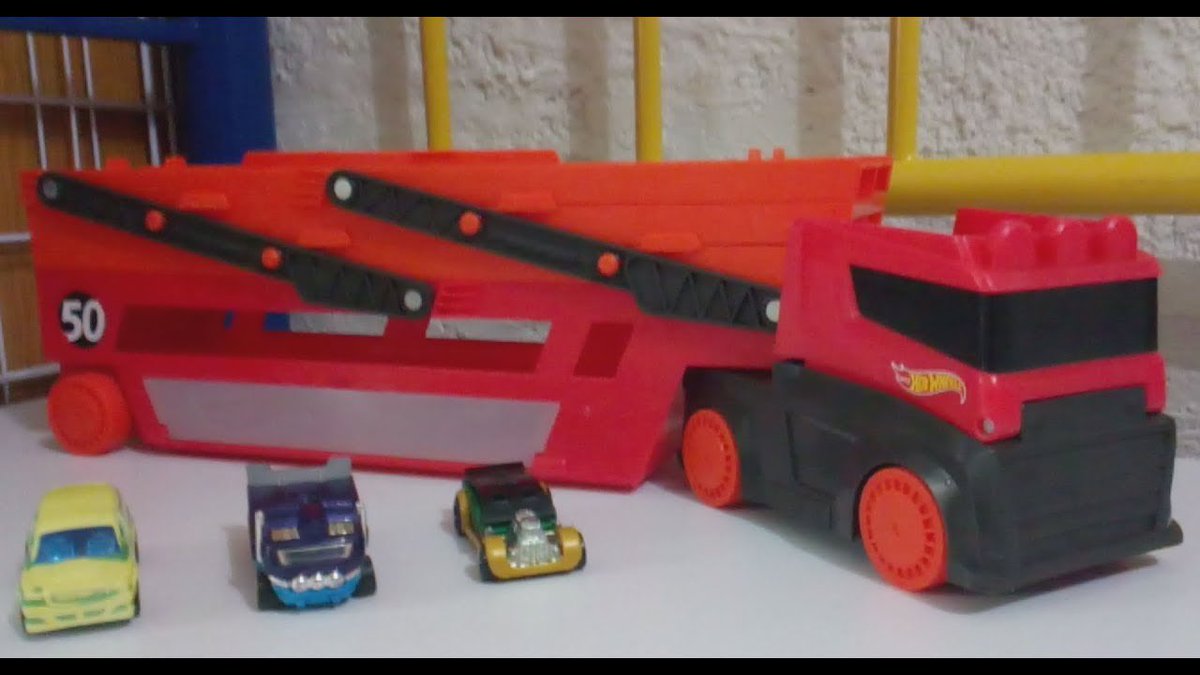wheels_mx's tweet photo. Mega Remolque Hot Wheels
#hotwheels @Hot_Wheels #BuenMiercoles #dolar #TrumpDesbloqueaVenezuela #cdmx #Mexico #wheels #ruedas #gomas #LadyPinata https://t.co/YQm2yheA4F