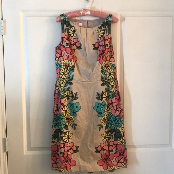 MariottiDawn's tweet photo. So good I had to share! Check out all the items I'm loving on @Poshmarkapp #poshmark #fashion #style #shopmycloset #nineco #anthropologie #freebird: https://t.co/hVGgfEOhei https://t.co/5EkYylhvh9
