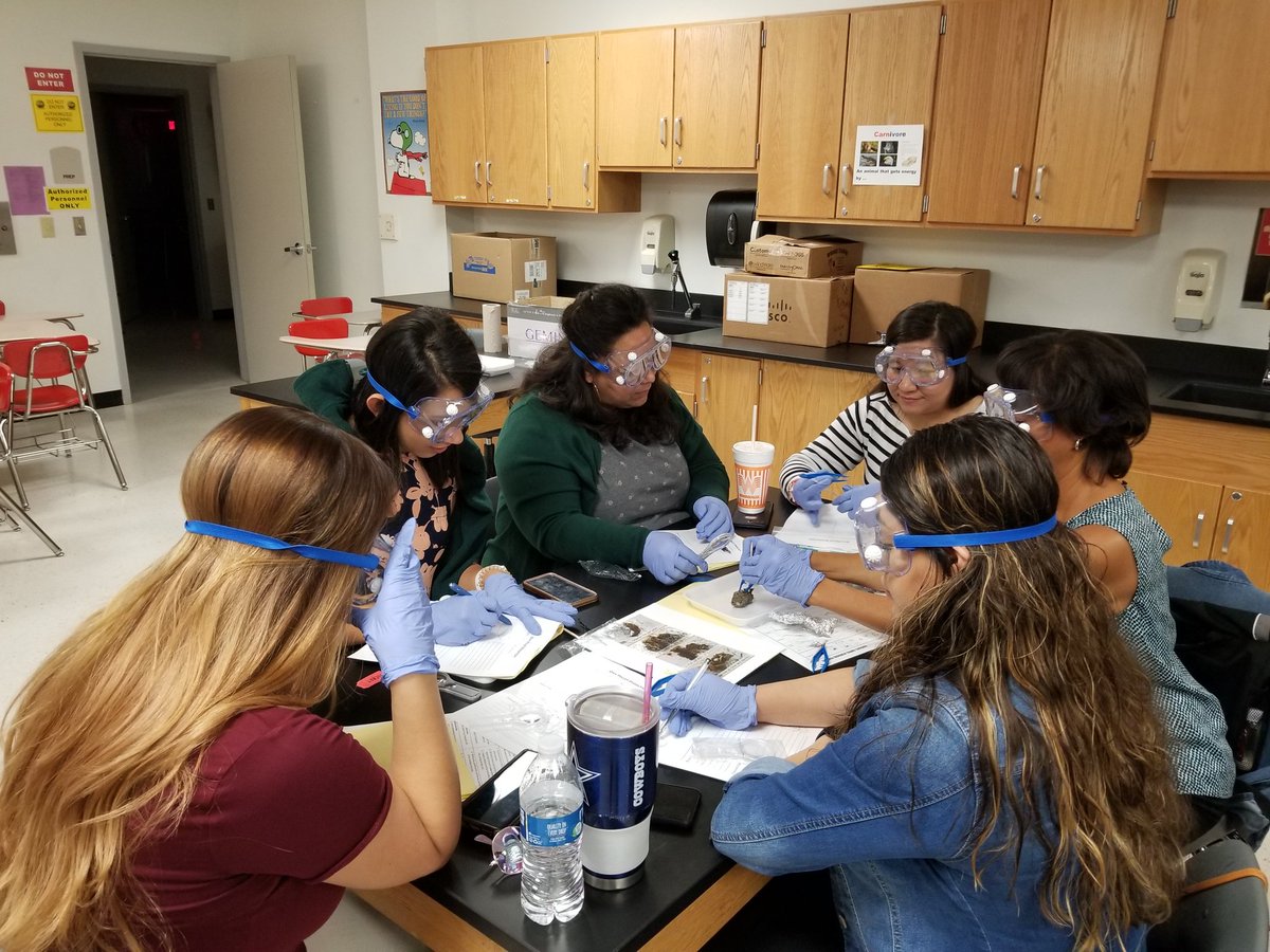 major_math3d's tweet photo. Teacher experiencing the excitement of investigating during a 4th grade Science PD. @GalenaParkISD #gppd2019 https://t.co/gvVuJ2GHJt