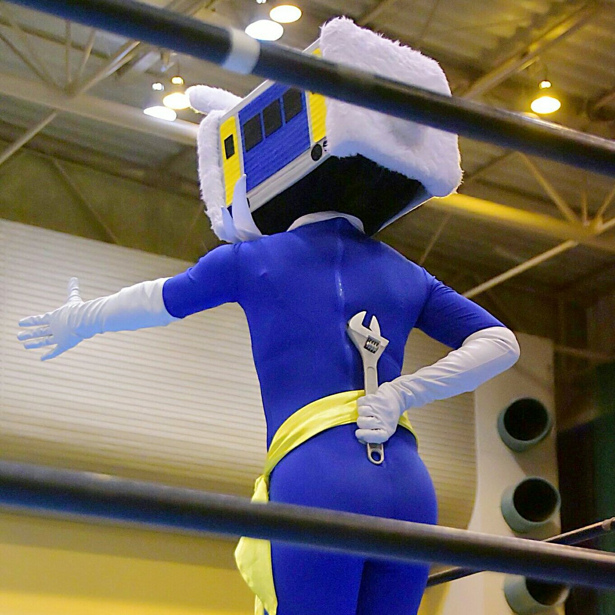 ハイぶりっ子ちゃん 公式 ほぼ毎日youtube公開生命体 Pa Twitter 右の頬を殴られたら左の頬を差し出しましょう お前らしくないツイートしろ見た人もやる