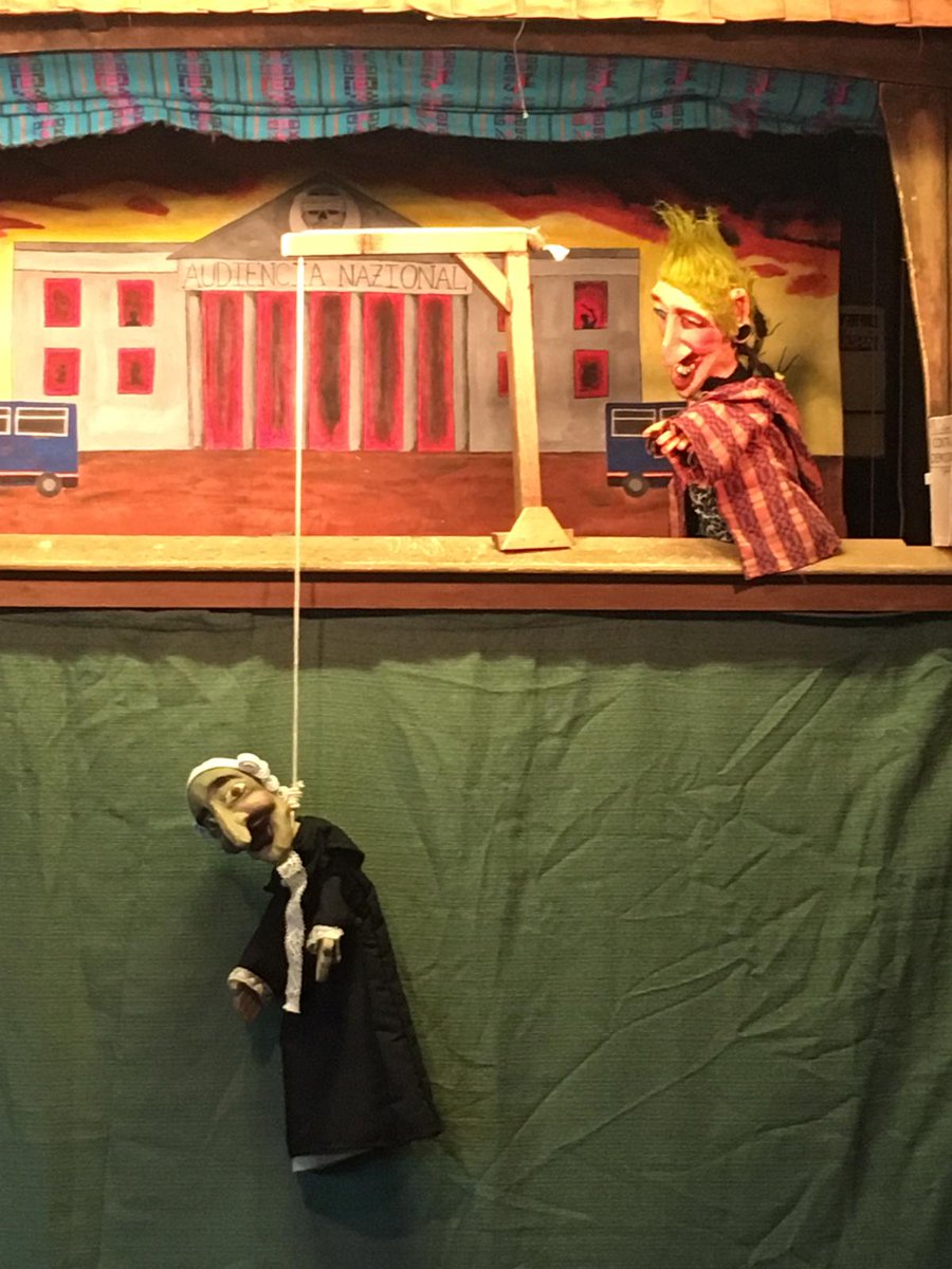 Todo nuestro apoyo a la cia Larraitz producion por este estupido escandalo:
lavozdegalicia.es/noticia/lugo/2… 
Nuestra bruja también sigue sus pasos. "¡Gora Dona Barriga Verde!"