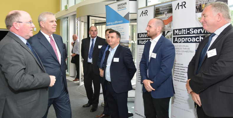 B_4_E's tweet photo. .@HuddersfieldUni's Barbara Hepworth #Building completed: the £30 million project was designed by AHR, built by Morgan Sindall #Construction, and opened by @TheDukeOfYork.
@weareAHR @morgansindallci #universities https://t.co/Hi77cRhh0J https://t.co/UiQNbc2vX5