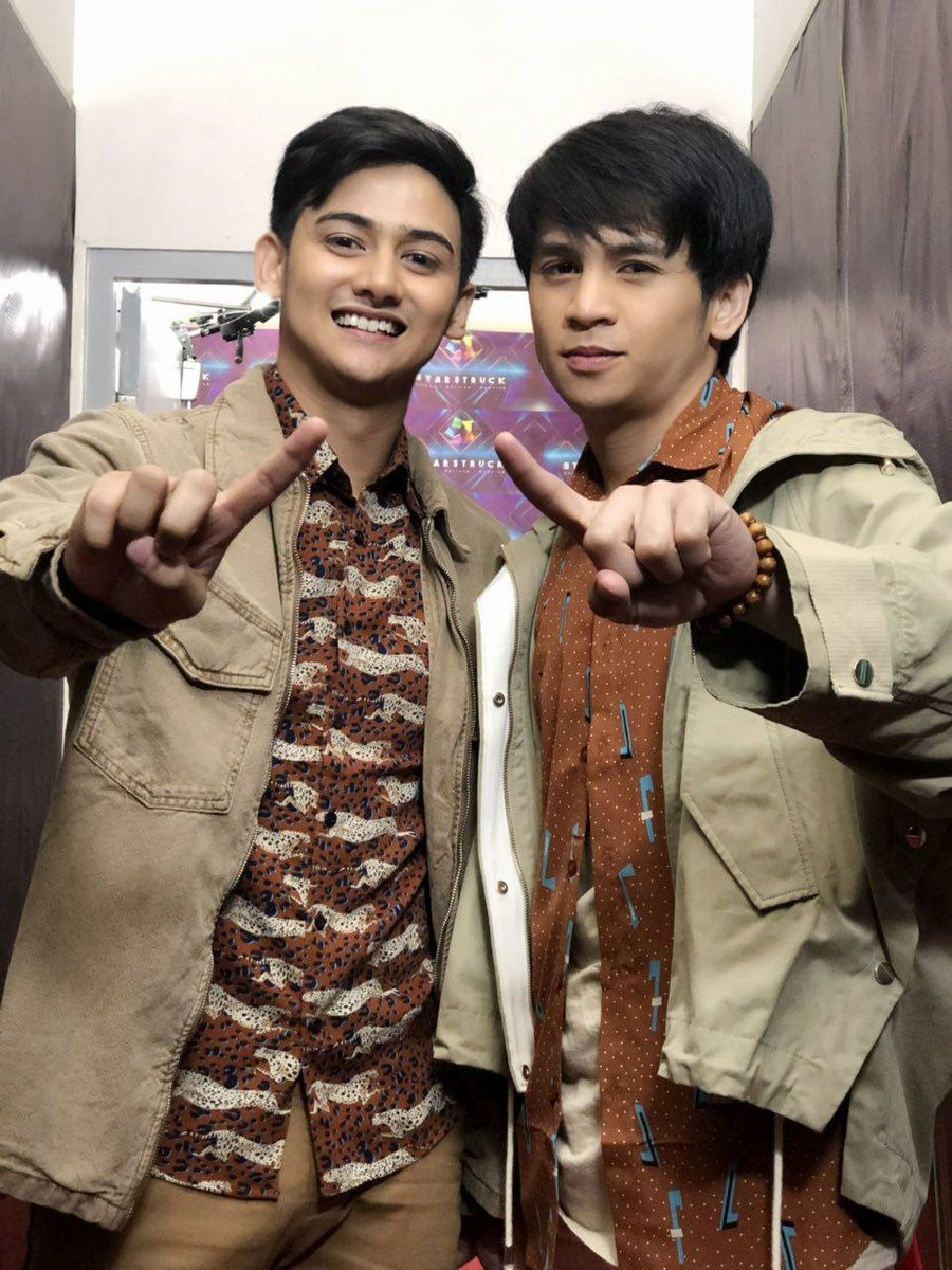 biancalapus's tweet photo. my final 2 sa boys!  @IamJeremySabido and Kim De Leon 🥰😘🥰😘 #proudmommy whatever happens! 🙏🙏🙏 @StarStruckGMA #starstruck #jeremysabido #kimdeleon #jerkim https://t.co/MfNm7TFLnn