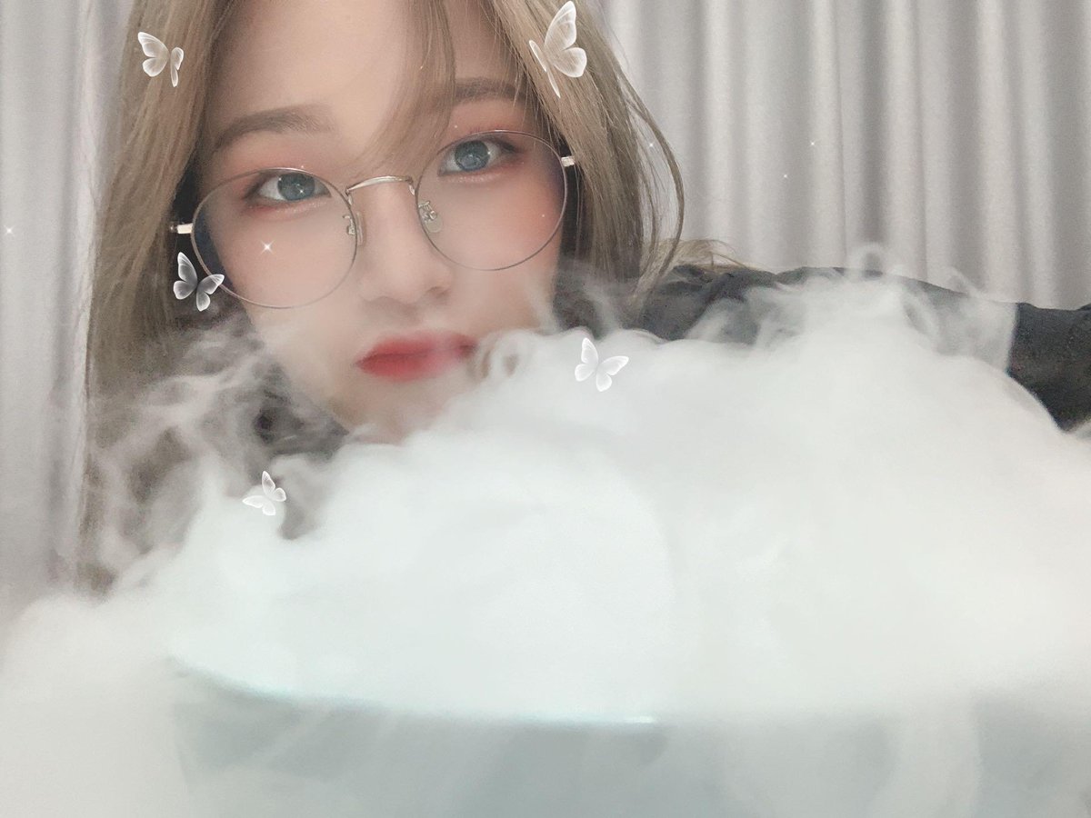 Honeypow_jh's tweet photo. #fromi_9 #프로미스나인 #백지헌 https://t.co/8B8qhvsVKv