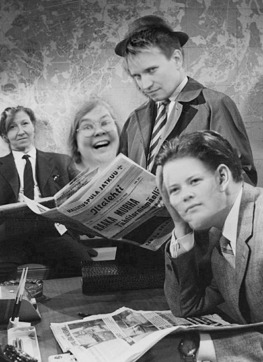 Improteatteri's tweet photo. Ylihuomenna improvisoitua kesäteatteria, vaan minkälaista? Kenties tyyliin #tähdetkertovatkomisariopalmu? 9.8. klo 20:00 Ravintola Paviljonki Apiassa! Vapaa sisäänpääsy! Anniskeluoikeudet! #im_proteatteriryhmä #kesäillanimpro #kesäillanimpro2019 https://t.co/Tuhe5A8dcC