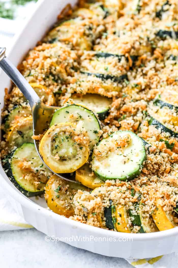 dorianpickles's tweet photo. Easy Squash Casserole - https://t.co/uMXf12F26X Squash Casserole is an easy, side dish that goes with any meal. Slices of tender zucchini and yellow summer squash meld with a crunchy breadcrumb topping for a satisfying side dish.Wit... https://t.co/P40X5weTXX