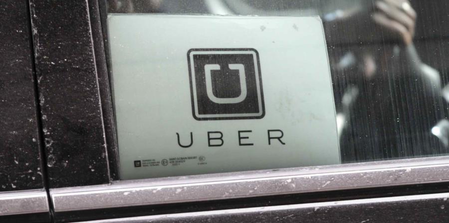ElNuevoDia's tweet photo. Asesinan a un conductor de Uber Eats en medio de un carjacking en Santurce https://t.co/jAOlyQz5GH https://t.co/Gnc0g2wVTG