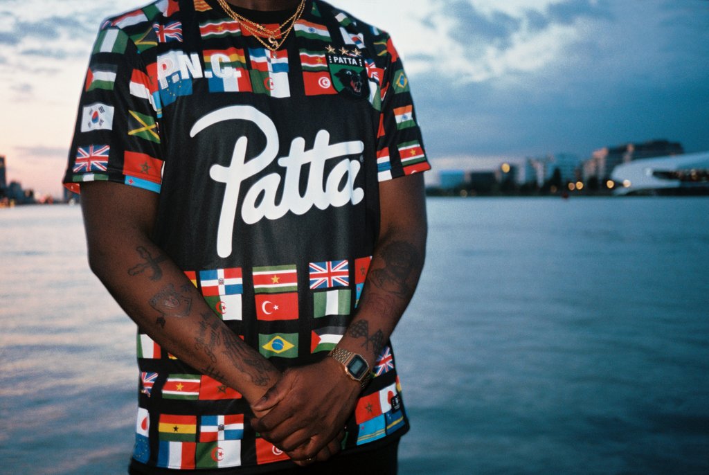 Patta_NL's tweet photo. The Patta Soundsystem Appelsap Football Jersey is now available in-store at Patta Amsterdam, London and online #Pattasoundsystem #Appelsap https://t.co/ds4osX1pPY