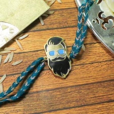 Bigsmallstore's tweet photo. 20 Creative Rakhis 2019-2020 https://t.co/UehYuY69BE https://t.co/ZcHQKKCk60