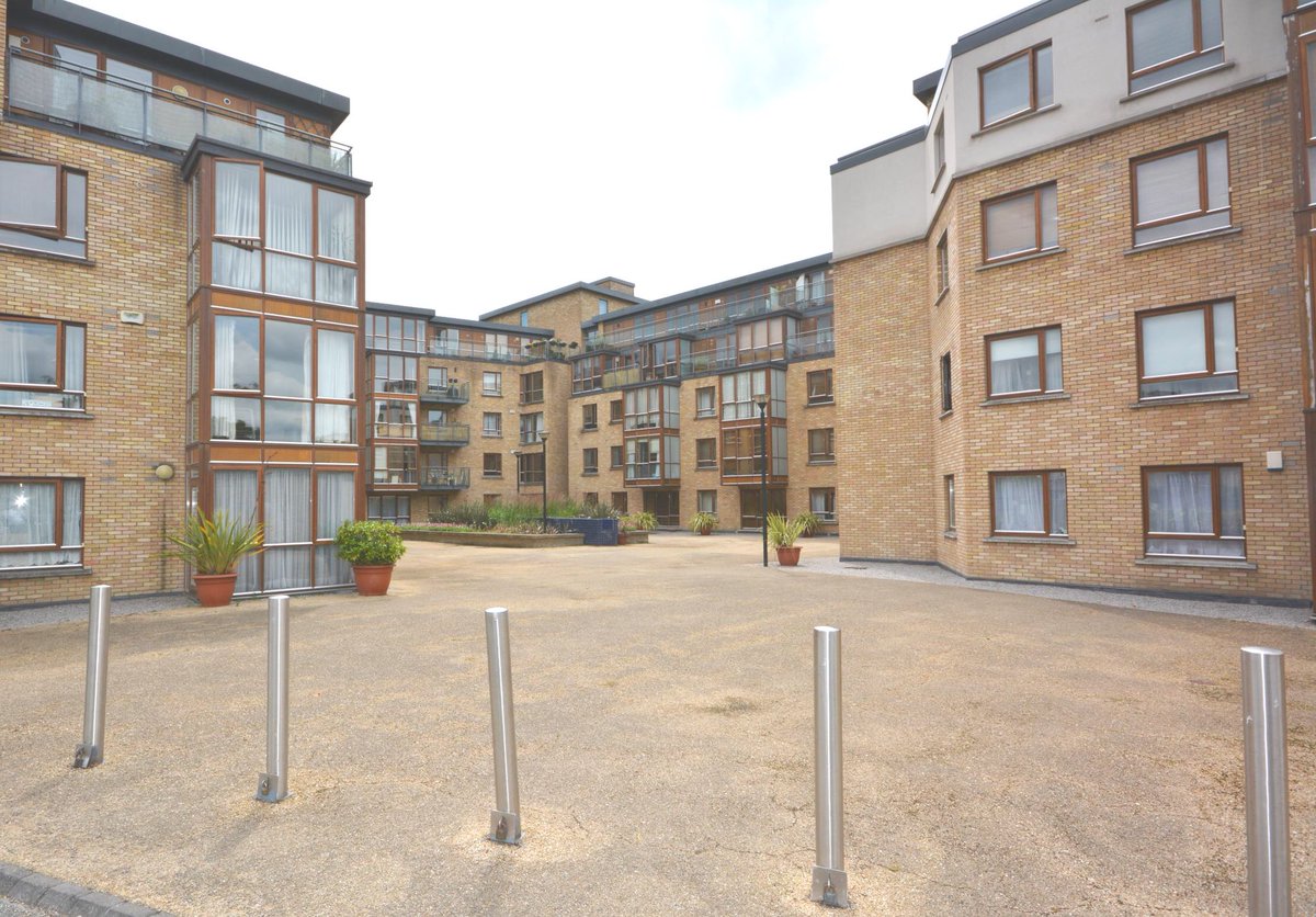 Corm_92's tweet photo. Beautiful 3 Bed apartment just sale agreed within 3 weeks for in excess of the guide #selling #alwaysclosing @MyHomeProperty @Flynnassoc https://t.co/REnAaIBxjY https://t.co/rB5jUKe4lz