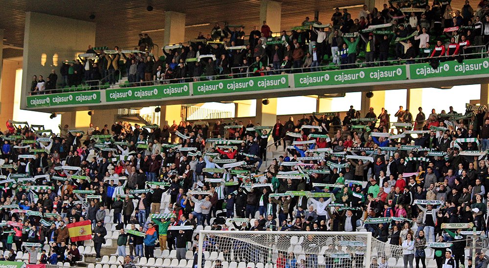 ℹ️ Entradas para el #CCFRayo

Partido de abono ✅

➡️Fondos: 5 euros.

➡️Preferencia: 7 euros.

➡️Tribuna: 10 euros.

👶De manera excepcional, con el carné BEBÉ se podrá acceder al estadio sin necesidad de retirar entrada.

▶️bit.ly/2KlshQb