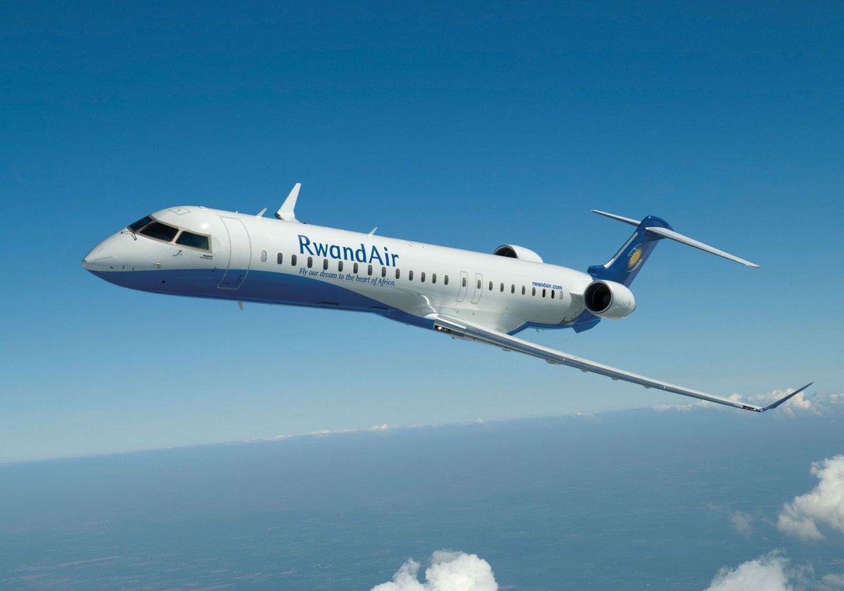 FlightGlobal's tweet image. #RwandAir CRJ900's tyre kicked debris into engine causing extensive damage to all 28 fan blades (library image) ow.ly/pZJF50vqzas