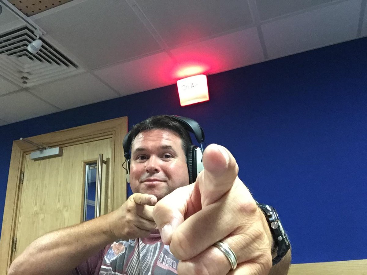 kclr96fm's tweet photo. KCLR Lunch with @johnkeaneradio has a double A sided Playirish from @_Ivan_Nicolas and @Jestermusik  plus more music from 
@Kodaline 
@TrackDogsMusic 
@gavinjames 
@thewallsband 
@hothouseflowers @thetriptotipp 
#kclrlunch @kilkennyormonde https://t.co/YnuXpQWx37