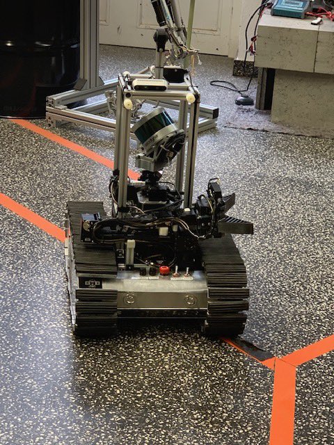 Kristina Sinemus (@ksinemus) on Twitter photo #Hessen ist Vorreiter in der #KI. Besuch der <a href="/TUDarmstadt/">TU Darmstadt</a> – Begegnung mit JASMINE dem intelligentesten Rettungsroboter. Prämiert bei der #RoboCup Weltmeisterschaft 2019. #Hessen ist Vorreiter in der #KI. Besuch der <a href="/TUDarmstadt/">TU Darmstadt</a> – Begegnung mit JASMINE dem intelligentesten Rettungsroboter. Prämiert bei der #RoboCup Weltmeisterschaft 2019.