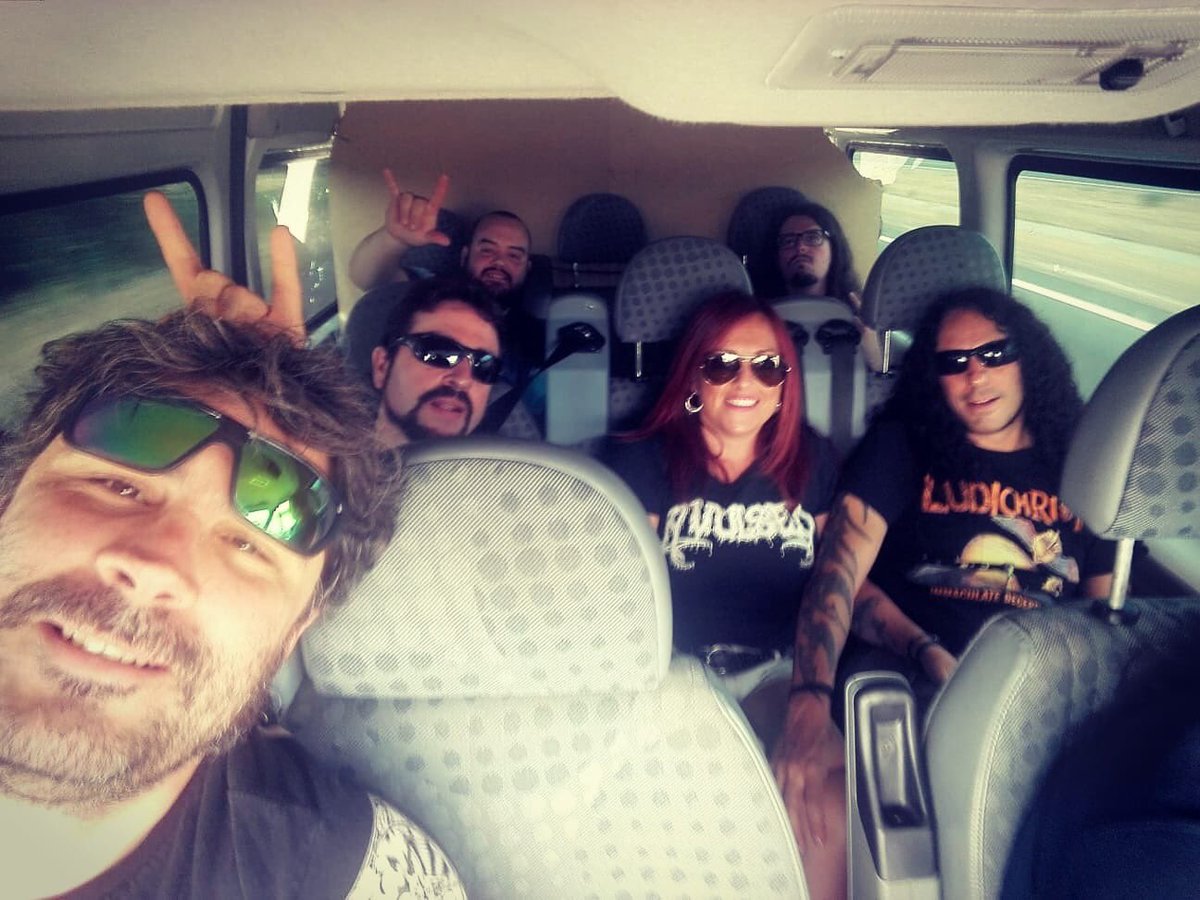 holycide's tweet photo. Camino a Zaragoza, último show con @Flotztildeath y @Enemynside !!
#holycide #flotsamandjetsam #enemynside #ThrashMetal #ontour https://t.co/DTNgyEAp0I
