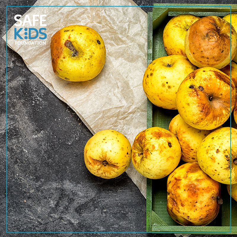 safekids_india's tweet image. Eating stale food can harm your health. #AvoidIt