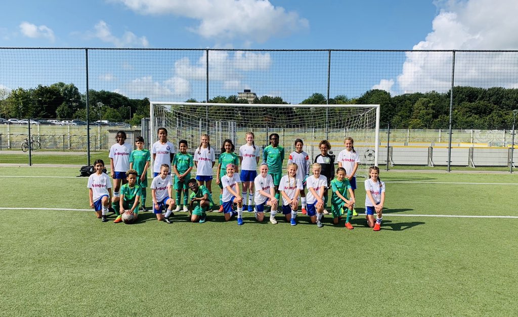 YouthDirector_'s tweet photo. Great game today by @ASAGirlsRed08 ⚽️ now time for them to know more about the legend @JohanCruyff. @arlingtonsoccer #TeamArlington https://t.co/UEW7i7hDUm