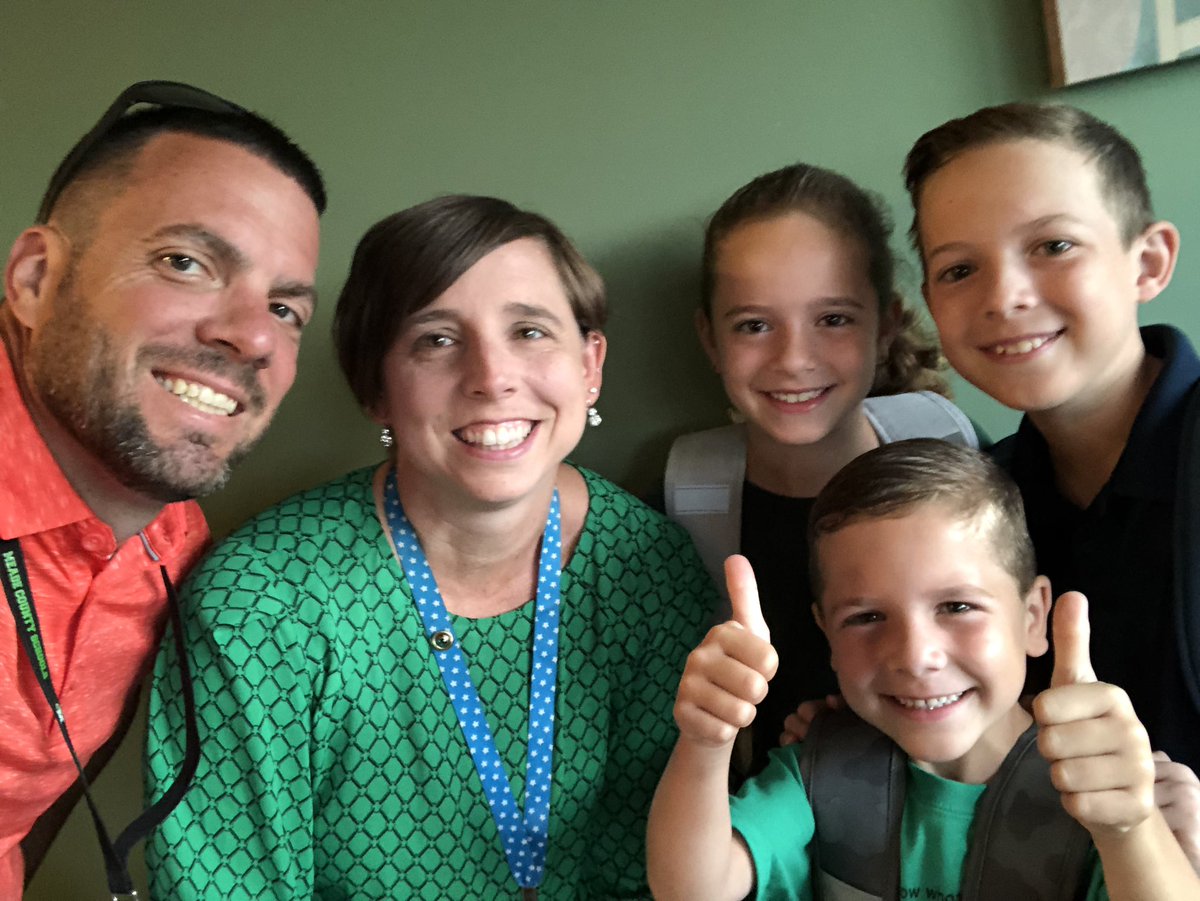 capick80's tweet photo. The Pickering’s are all ready for the first day!!! #MPossible #FirstDayOfSchool #newbeginnings @StuartPepperMS @dpick81 https://t.co/jQx3T0Bfkb