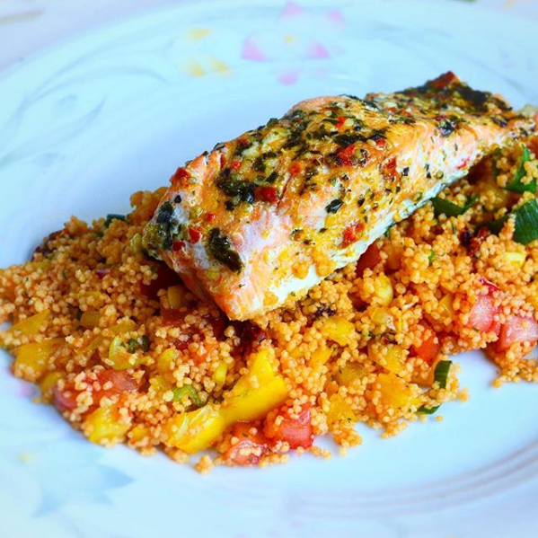 SixOClockShow's tweet photo. Eoin Sheehan is back in the #SixKitchen tonight serving up tasty baked salmon with Moroccan couscous & salsa dressing ๐ The perfect fish dish for lunch or dinner ๐ฝ https://t.co/aMOw5Ov2RH