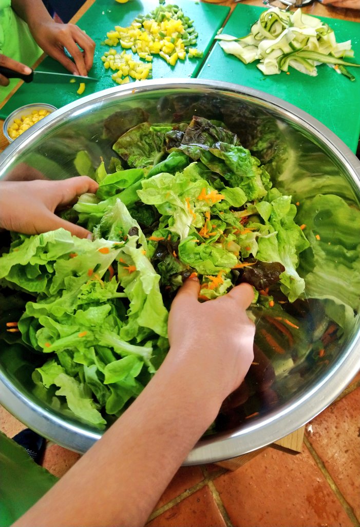 Jamie's Farm tweet media