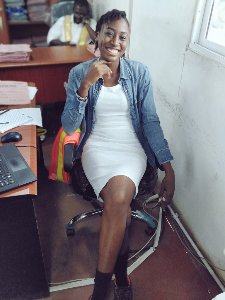 sisi_derin's tweet photo. Not Ur regular Ekiti gurl. WCW ❣️❣️
#dimplegang #dimplenation
#SafetyFirst https://t.co/QVWpuflHDW
