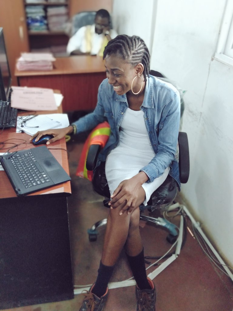 sisi_derin's tweet photo. Not Ur regular Ekiti gurl. WCW ❣️❣️
#dimplegang #dimplenation
#SafetyFirst https://t.co/QVWpuflHDW