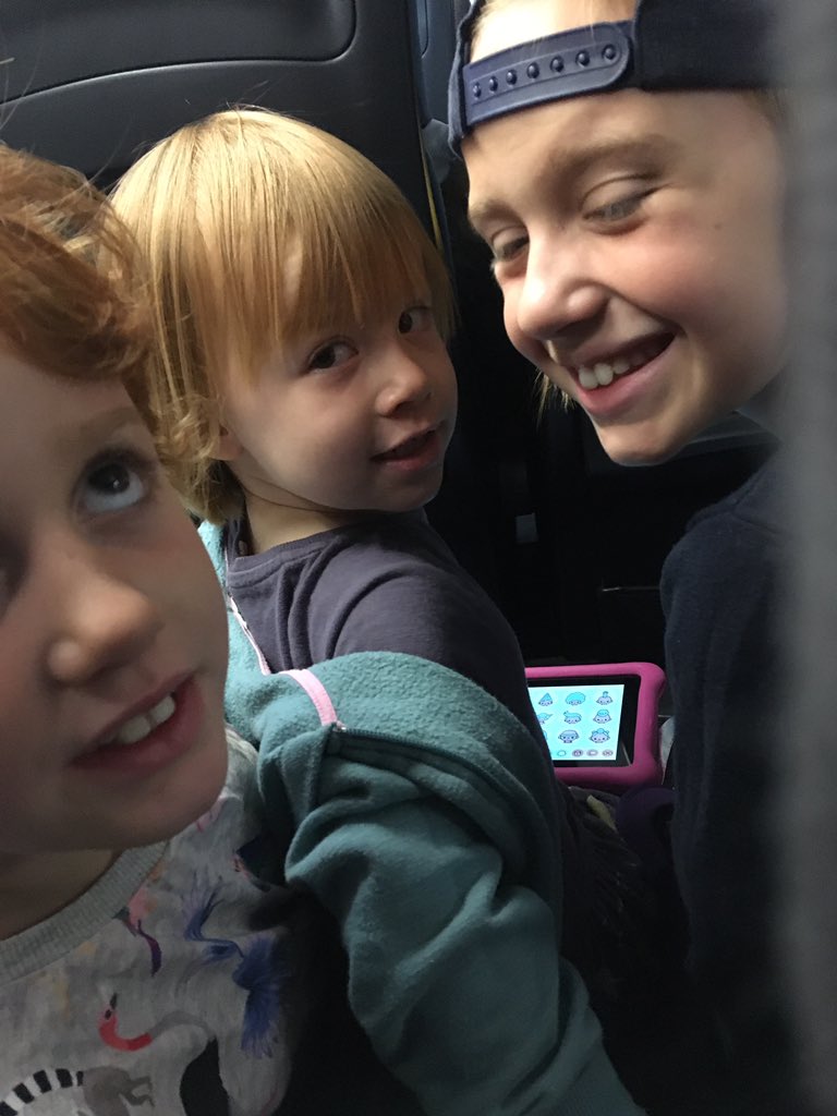 AliceHoyleEd's tweet photo. Three kids two seats time to break out the kindle. #interailing https://t.co/mfsTXpxm3B