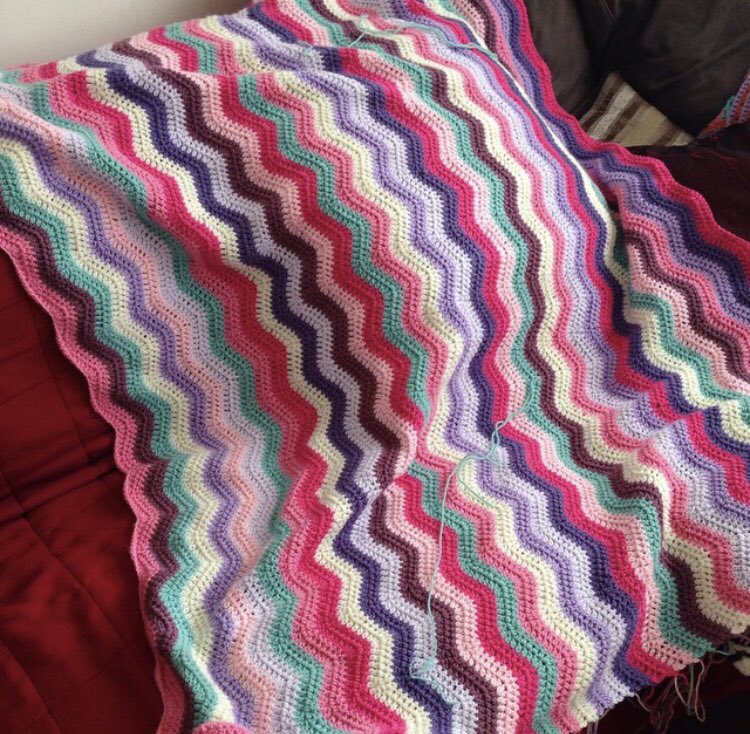 crochettheloop's tweet photo. https://t.co/38896deblG Who’s coming to learn crochet? Addictive, fun, buying and choosing wool is the best! #woolbath #woolwarehouse #stylecraftdk #crochet #cobhammummies #surbitoncommunity #surbitonmums @wagsntales https://t.co/JffPRNiDRy