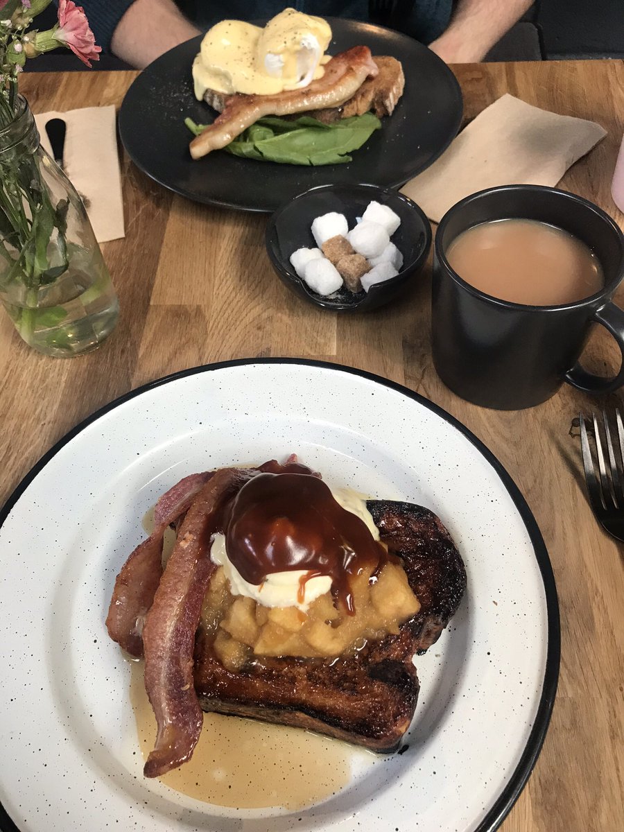 mollyhcalveley's tweet photo. Another day another brunch ๐๐ดโ๏ธ
#Cumbria #lakedistrict #brunch #methodcafe #kendal #frenchhtoast https://t.co/VMRARxxIac