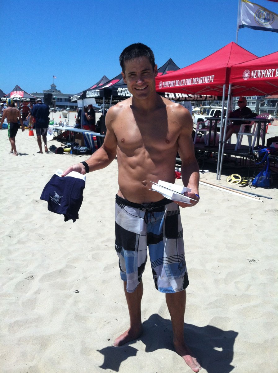 WoodUnderwear's tweet photo. Score!! – Just picked up some Wood on the beach - California Surf Lifesaving Association event. #cslsa #getyourwoodon #woodisgood #woodunderwear #throwback https://t.co/arJSJkebJ6
