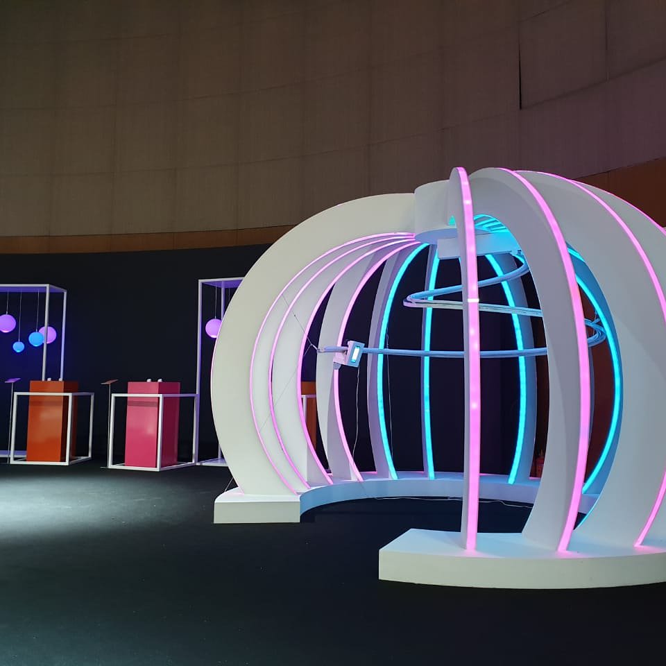 tagbin's tweet photo. Launching Vivo S1 at Andaz Hyatt, Aerocity Delhi
(https://t.co/wlnJGFRjYo)
#Tagbin
#ExperientialMarketing #Marketing #ExperientialTechology #Technology #Eventtechnologies #eventtech #vivo #vivos1 #vivos1launch https://t.co/Egfju1mTXw