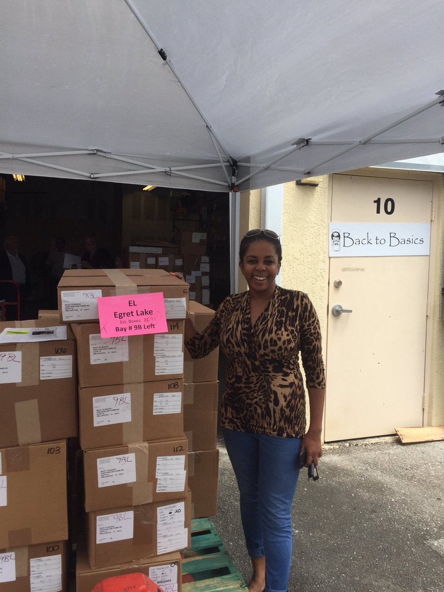 BackToBasicsIn1's tweet photo. Here are some more pictures from Tuesday! We are very glad to provide for these great schools, enabling children to learn!
-
#givingback #delivery #schooluniforms #uniform #backtoschool #helpingothers #dogood #makeadifference #empowerment #nonprofit #volunteering #Rotary https://t.co/e9Njh70F9E