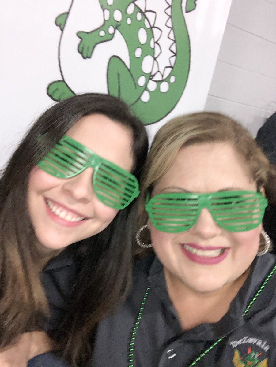 jesmtz33's tweet photo. Looking forward to this new school year! @CISDDeZavala @ChannelviewISD #inourhands #proud2beCISD @mandy2000nl https://t.co/FgjRXthZvw