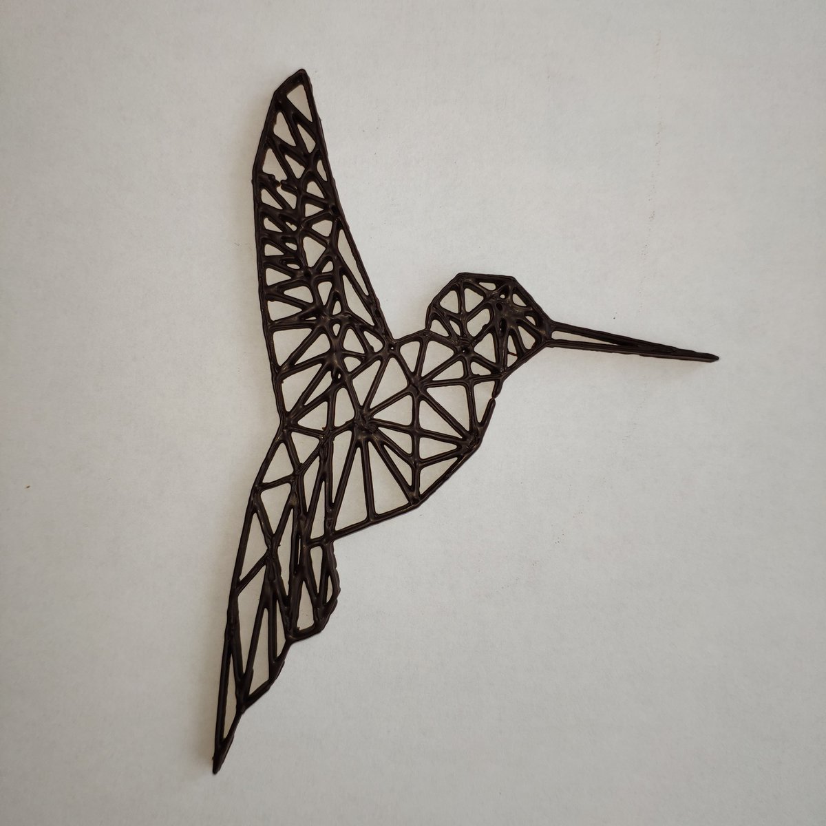 ChocoL3d's tweet image. 3д печать шоколадом из обычной плитки с магазина. Шоколадка марки Свиточ.
Перед печатью шоколад был темперирован, это обязательное условие для качественной и быстрой 3д печати шоколадом. 
#3дпечать #chocolateprinting #3dprinting #chocolate #foodprinting #colibri #bird