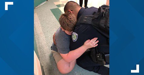 SRO comforts boy with autism on first day of school on.wcnc.com/2OFRMj8