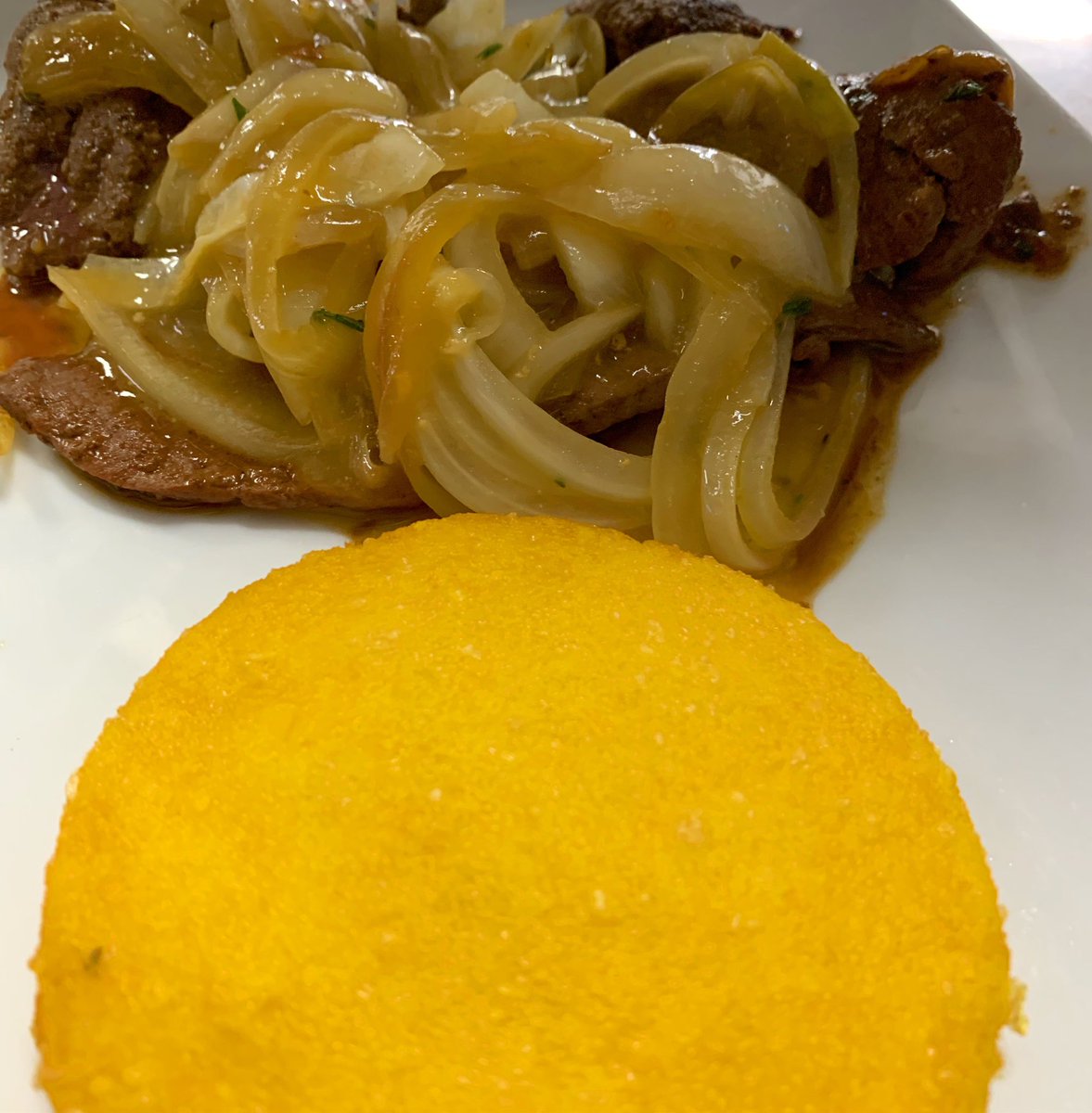 ElTrapichepty's tweet image. ¡Buenos días #panama! Aquí un hígado encebollado con tortilla para arrancar con energía #pasionporlopanameño