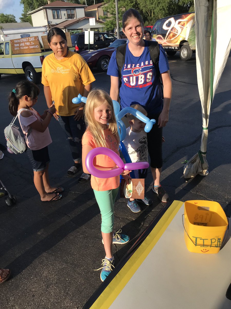 RLPPOLICE's tweet photo. Great time had by all. National Night Out 2019
#NationalNightOut2019 #police #CommunityEngagement #community #rlppd https://t.co/y5TBcDBJej