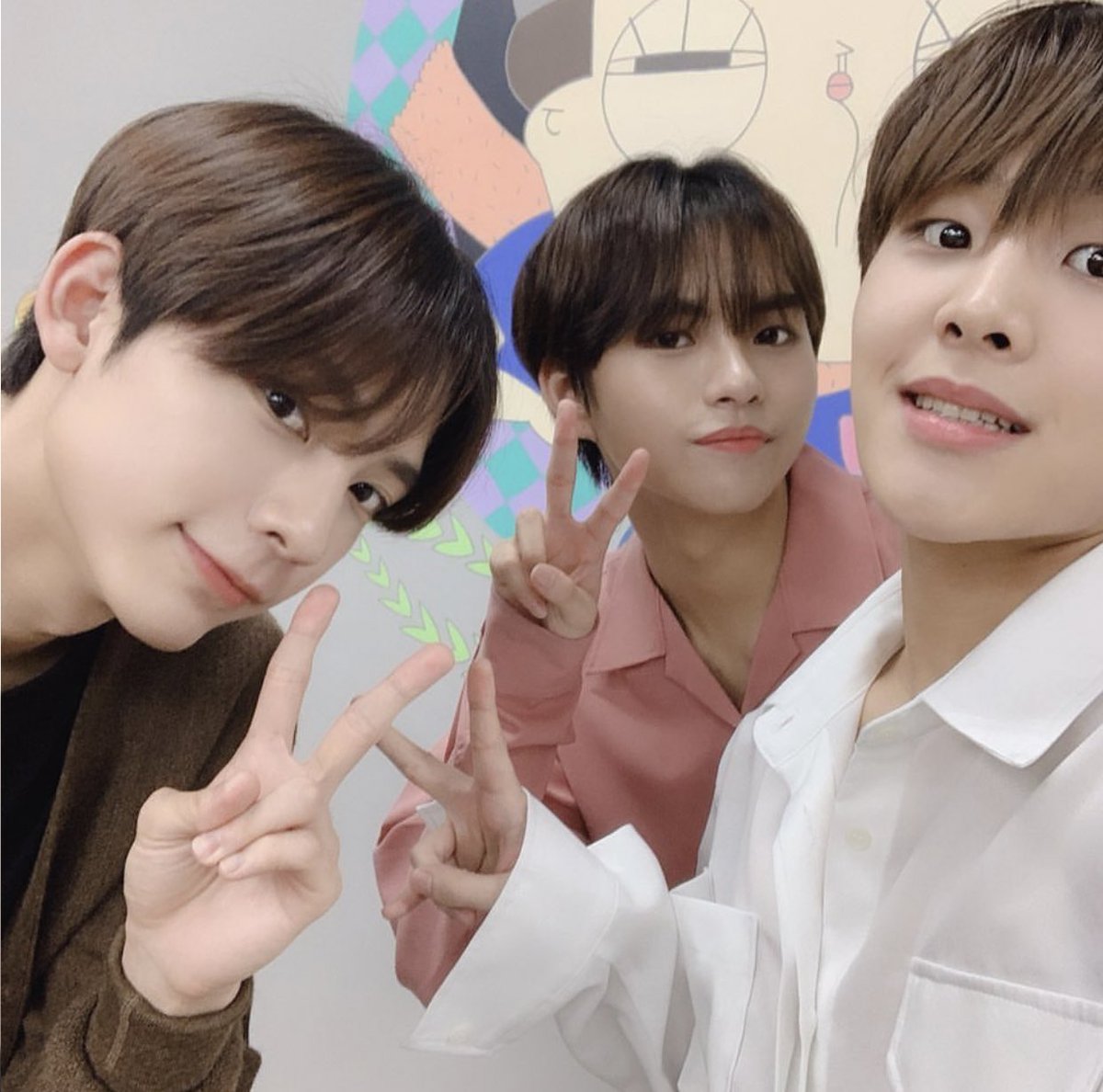 snghyn_u's tweet photo. 🥰🥰🥰🥰🥰🥰 https://t.co/SzFx2gpcyq