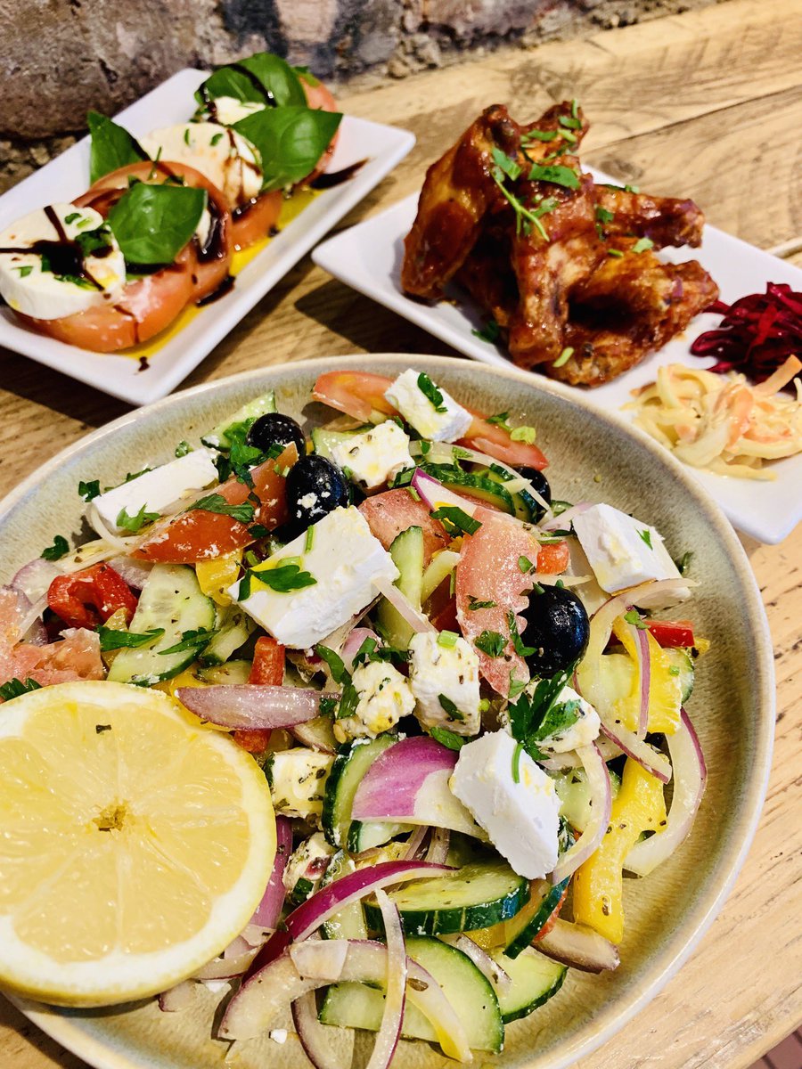 stratfordeast's tweet photo. SUMMER SPECIAL – PIZZA PARTY!

For the next two weeks, our bar and restaurant MEZA EAST will be serving the finest fresh pizzas and salads. Whether you’re in the mood for something cheesy or meaty, come and relax in your favourite bar with great food and free entertainment. https://t.co/8MyAz85itM
